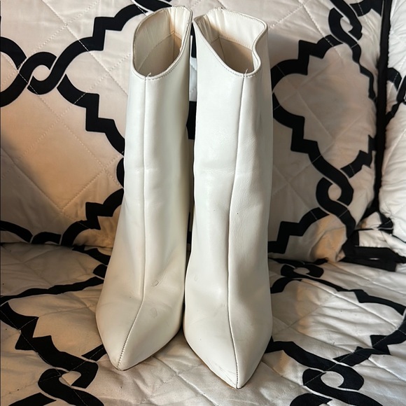 Forever 21 White Heeled Ankle Boots - Picture 2 of 4